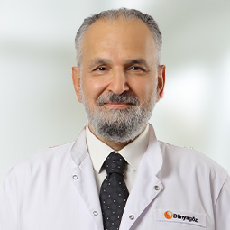 Göz Hastalıkları Uzmanı Prof. Dr. Mehmet Numan Alp